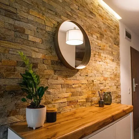 Apartmanhotel Bazalt 3*